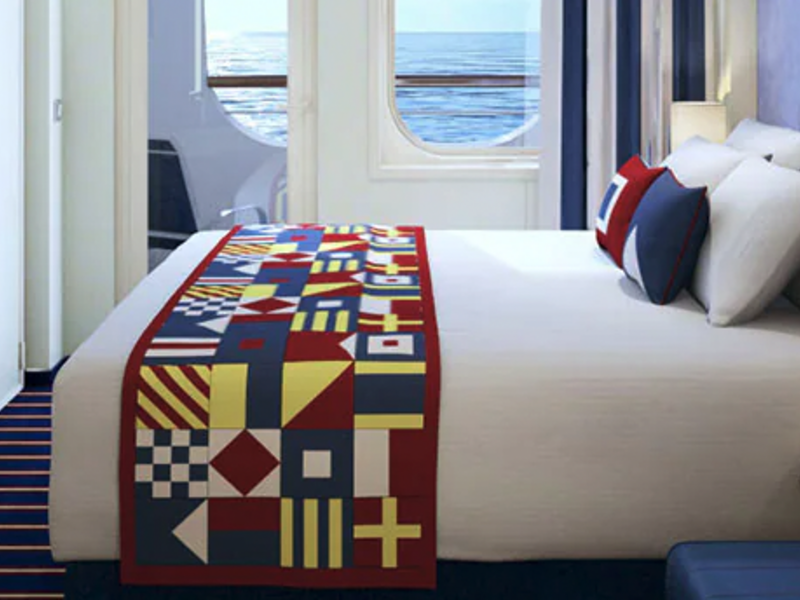 Family Harbor Cove Balcony